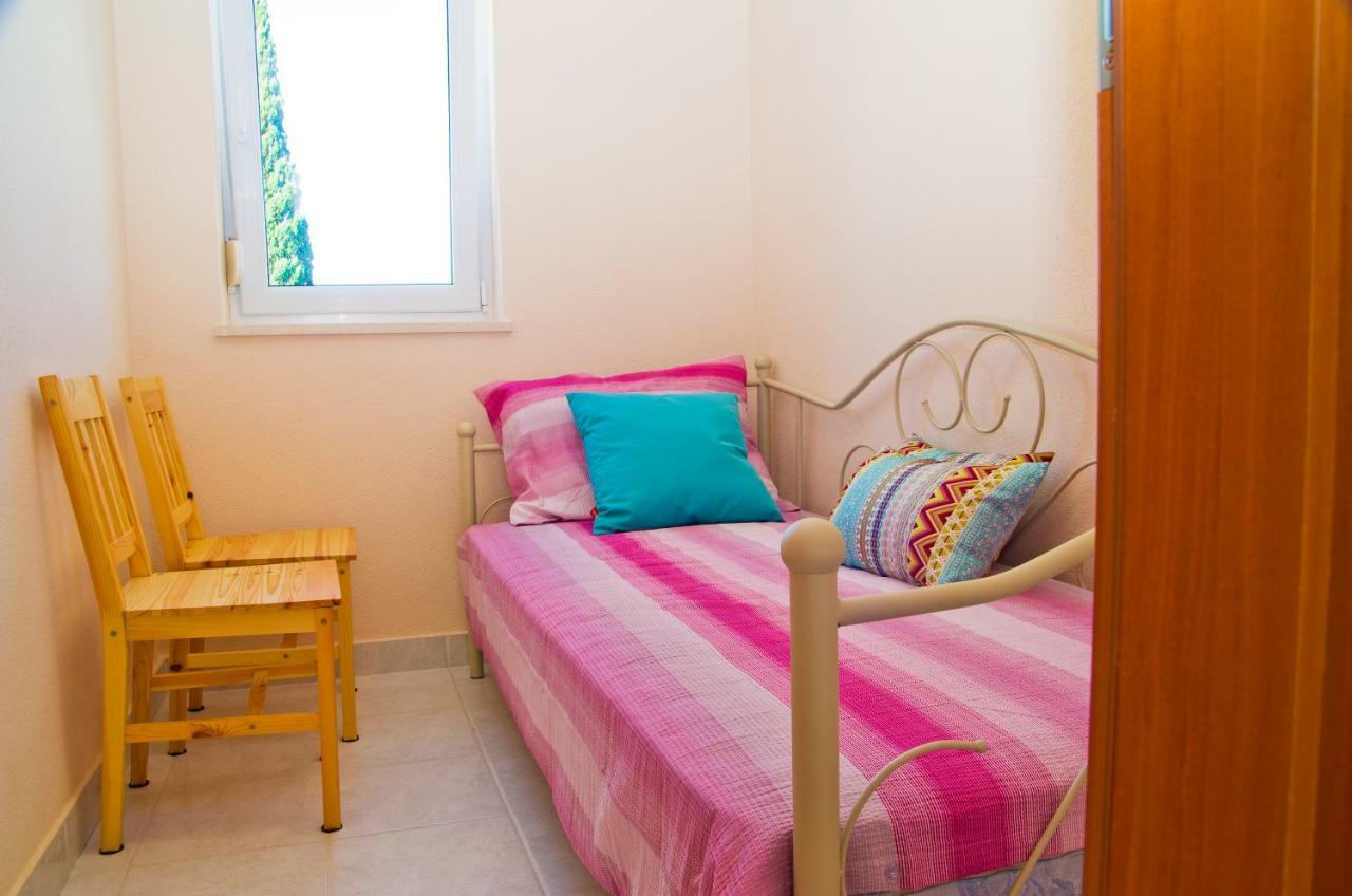Annika Apartment *