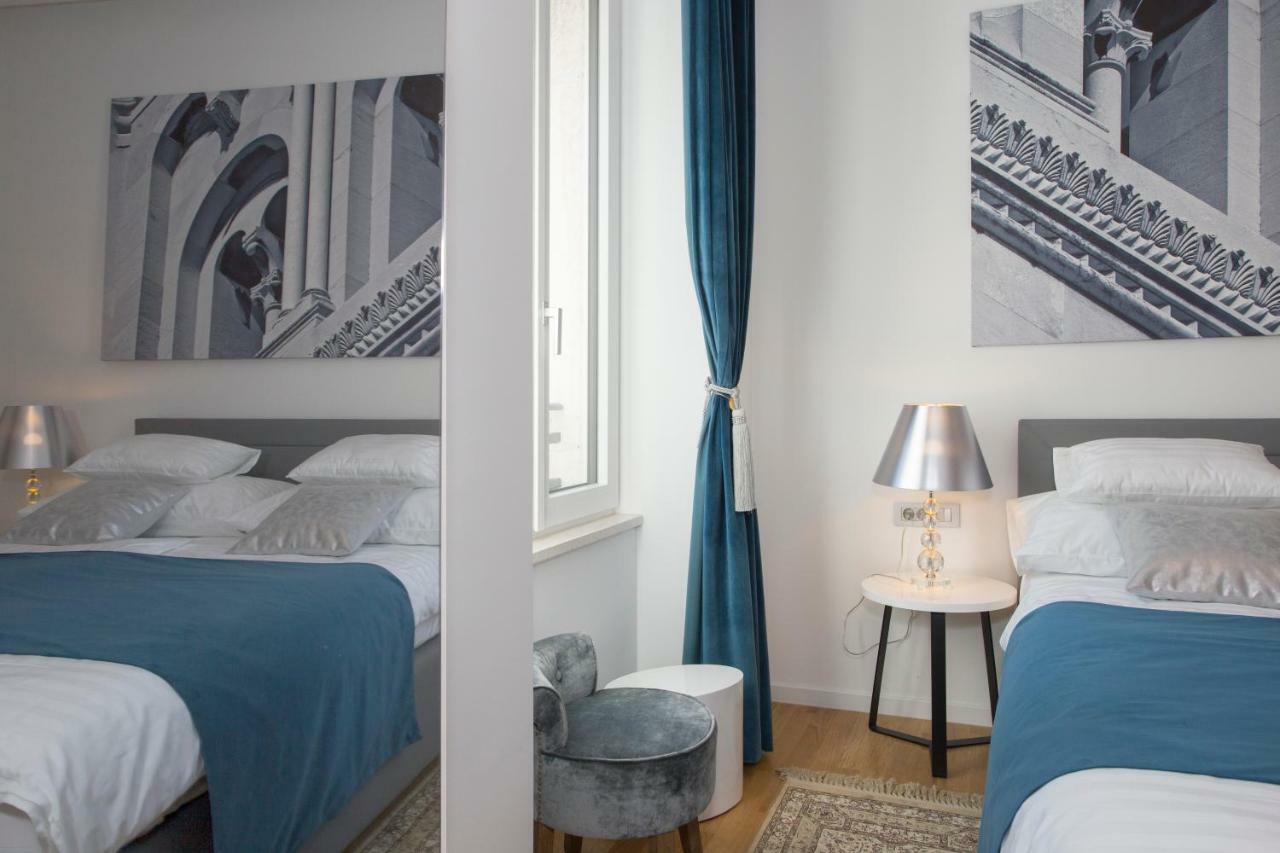Luxury Paula 4*