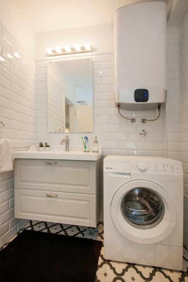 Apartment Skradinska 11 *