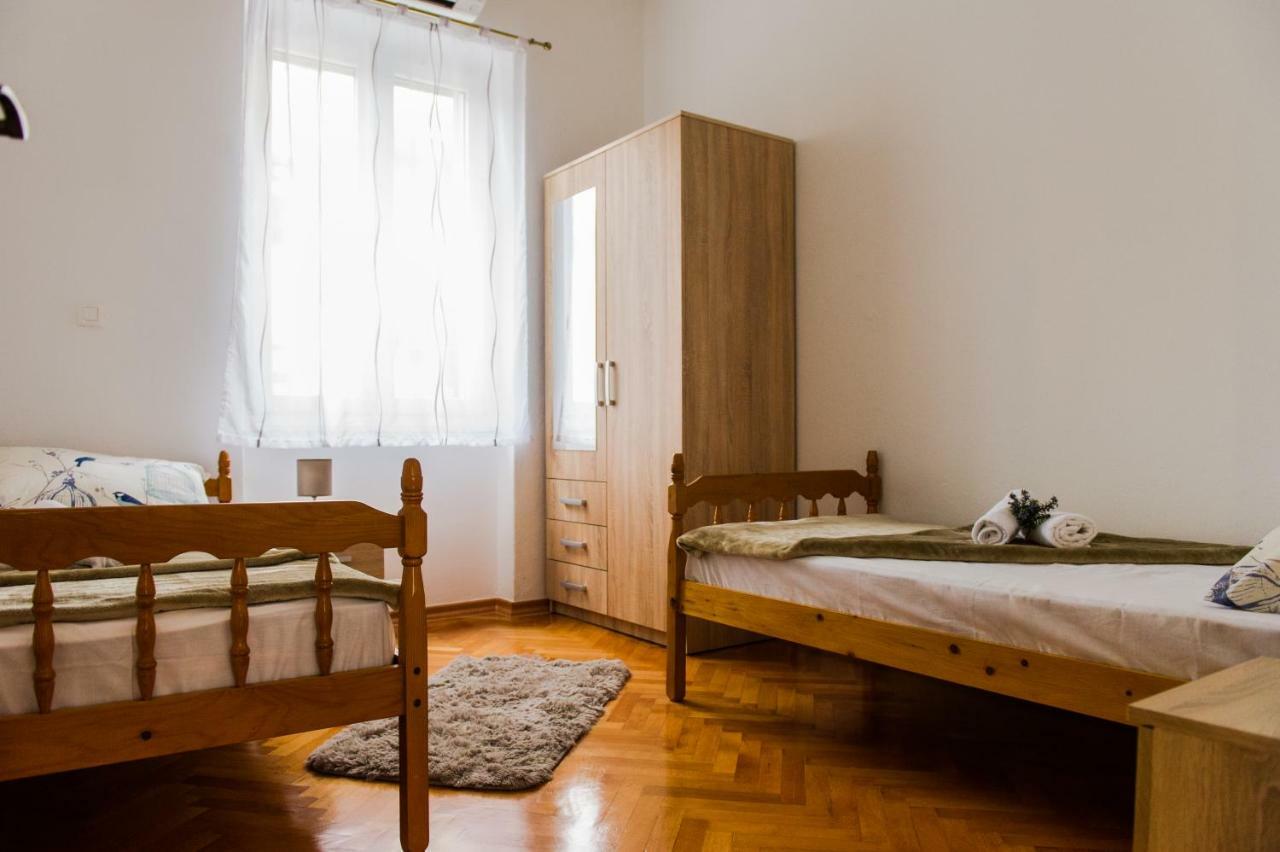 Dundo Baldo Apartman *