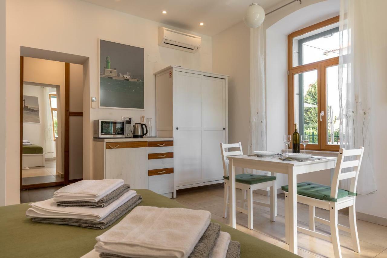 Dzapo Apartment Split