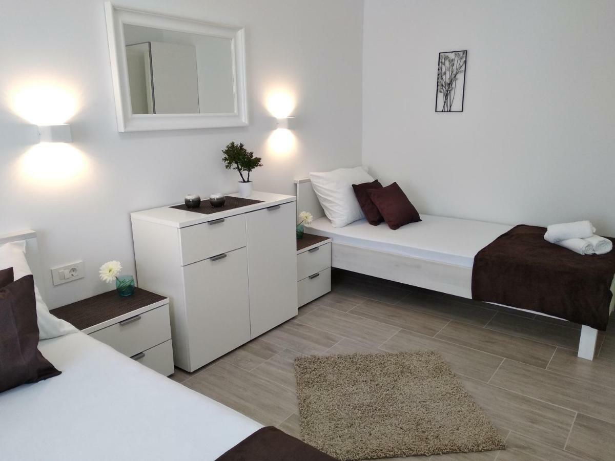 Nives In The Center - Free Parking Apartamento *
