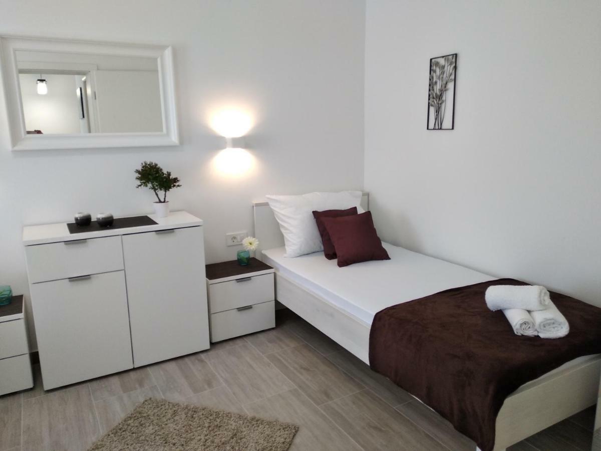 Apartamento Nives In The Center - Free Parking