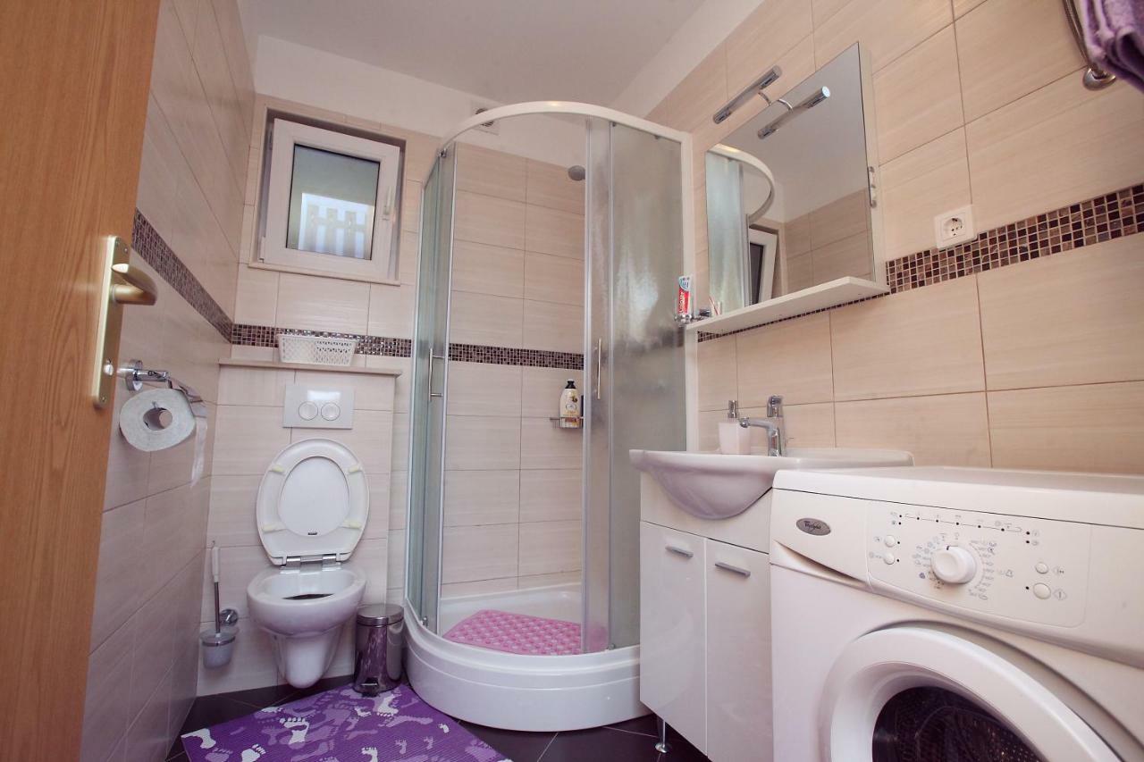 Luka Apartman
