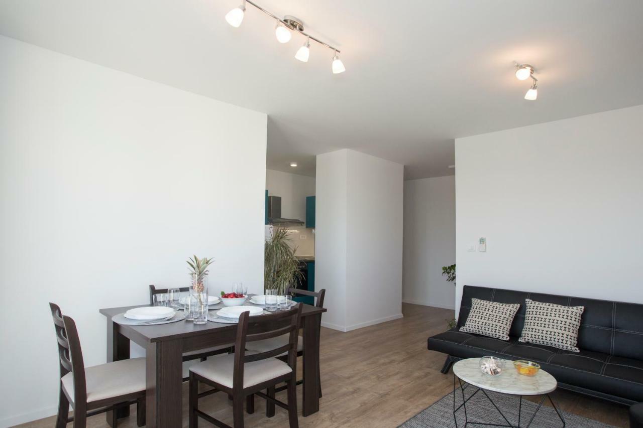 Ana Apartment Split