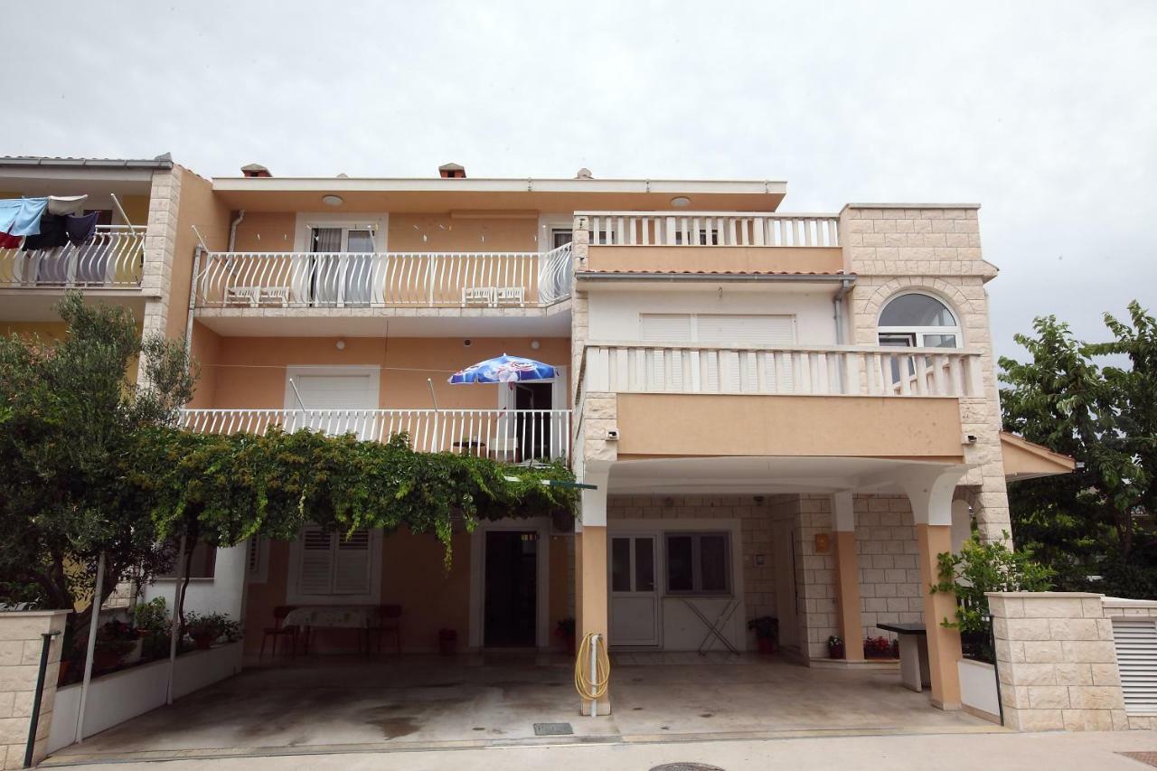 Luka Apartman
