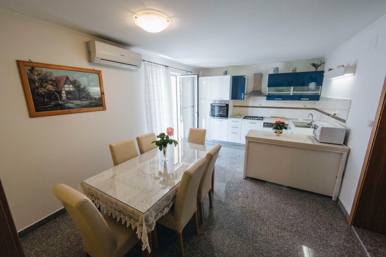 Apartment Danica *