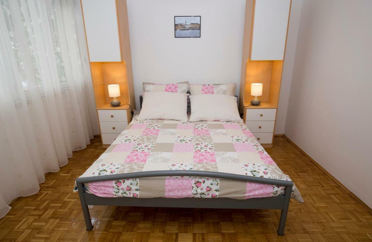 Put Plokita Smilja Apartment Split