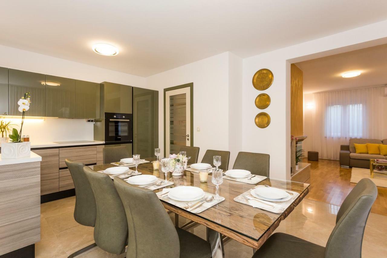 Sweet Marija With Heated Pool Villa