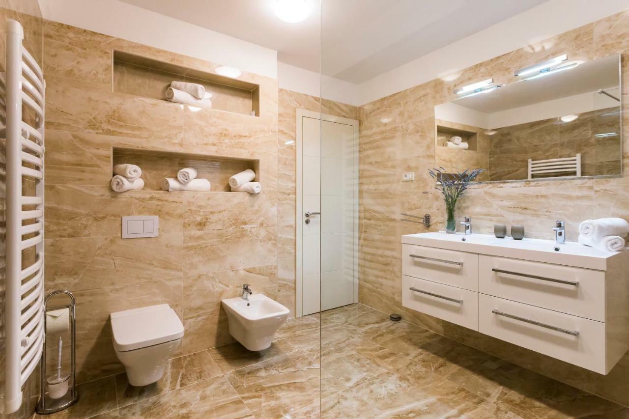 Sweet Marija With Heated Pool Villa