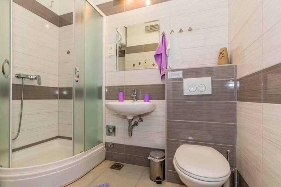 Violet Sea Breeze Apartment *