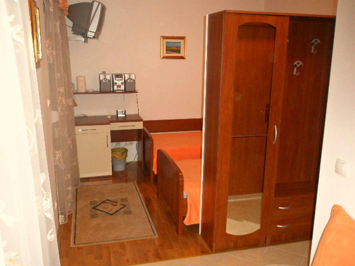 Guest house Znjan 3*
