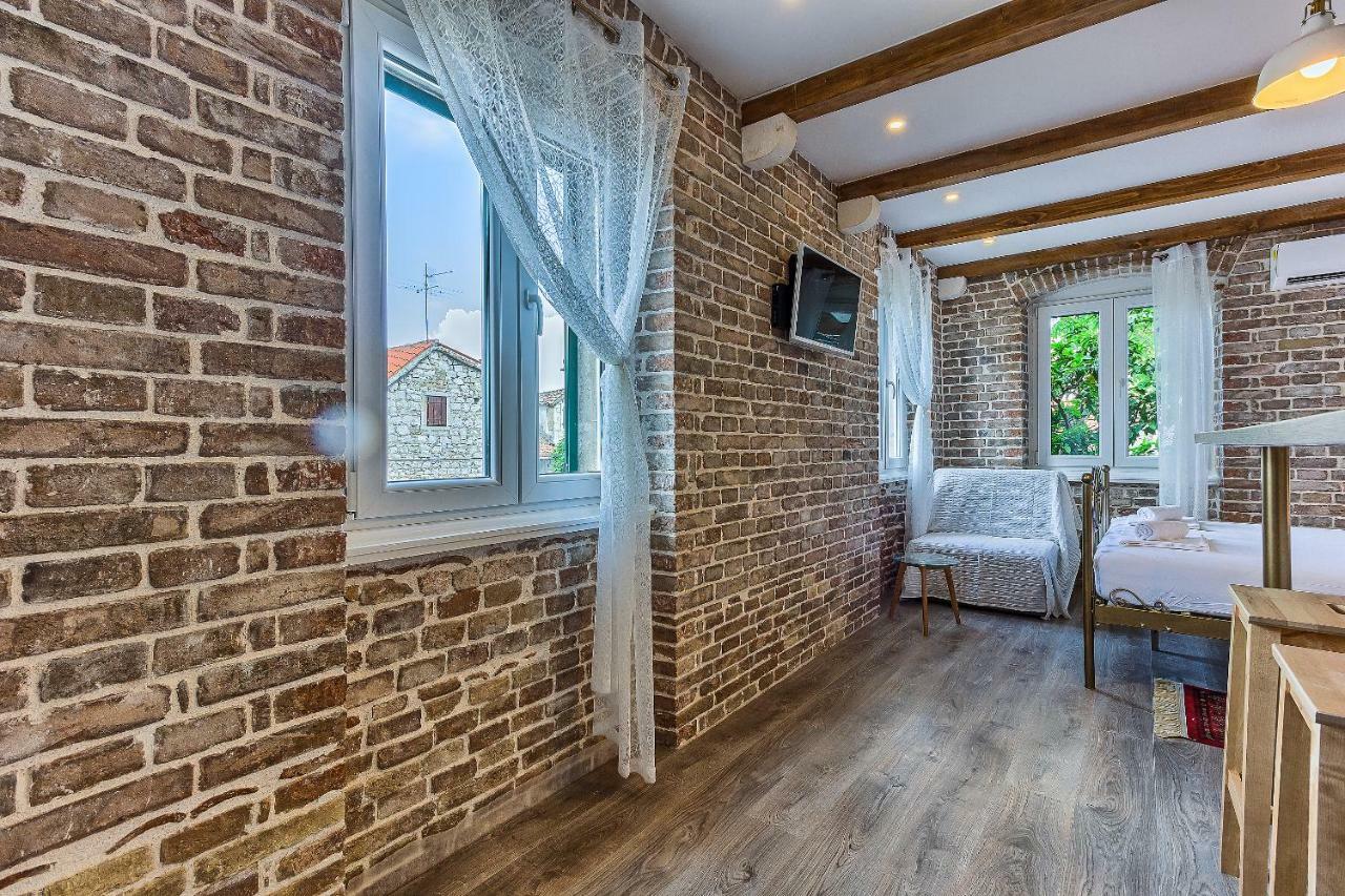 Charming Apartment