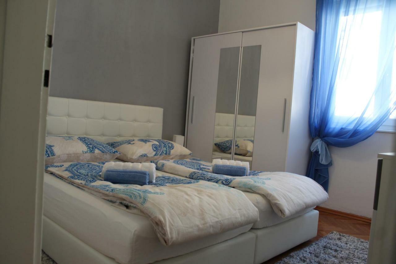 Apartment Cozy Mihaela With Balcony, Near Park Marjan & Old Town - Quiet Neighborhood Split