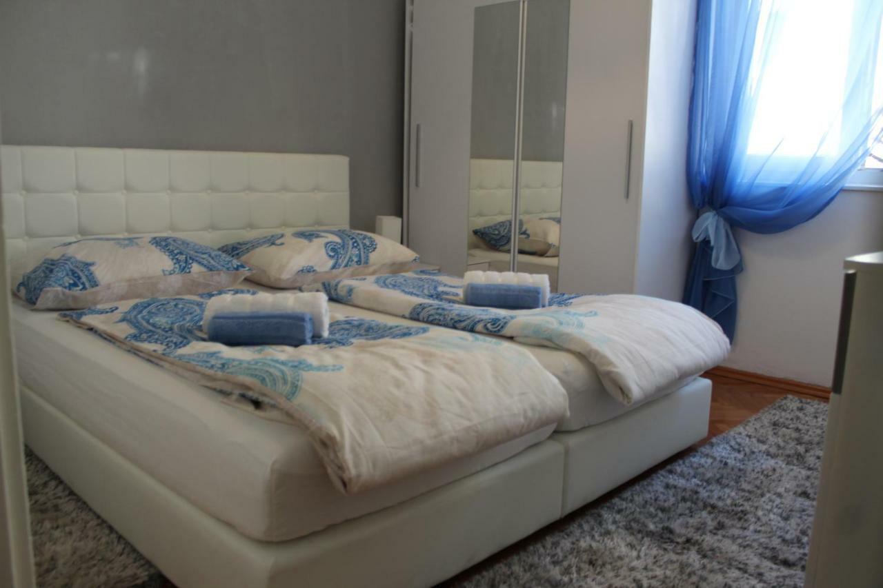 Cozy Mihaela With Balcony, Near Park Marjan & Old Town - Quiet Neighborhood * Split