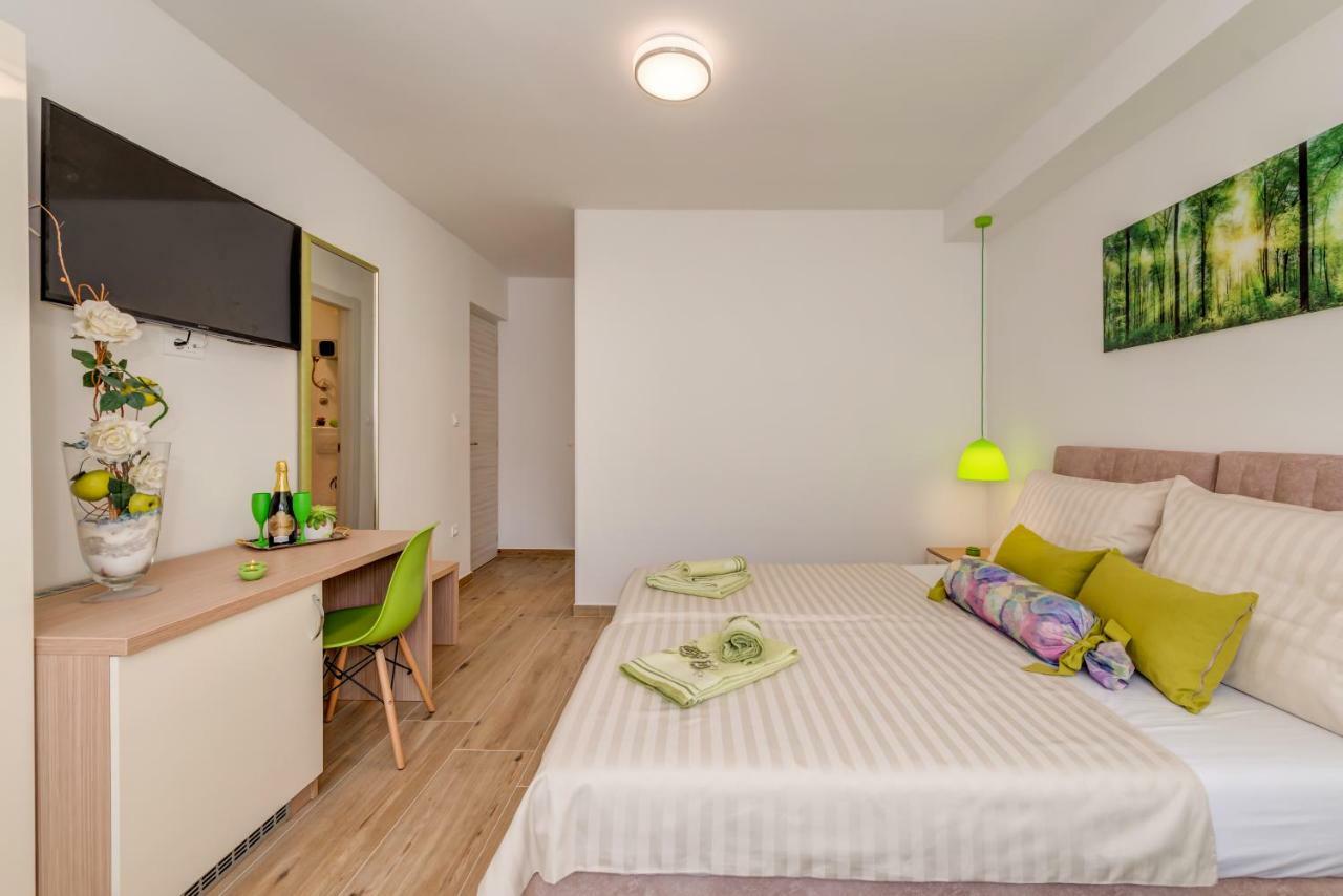 Coloured Guest house Split