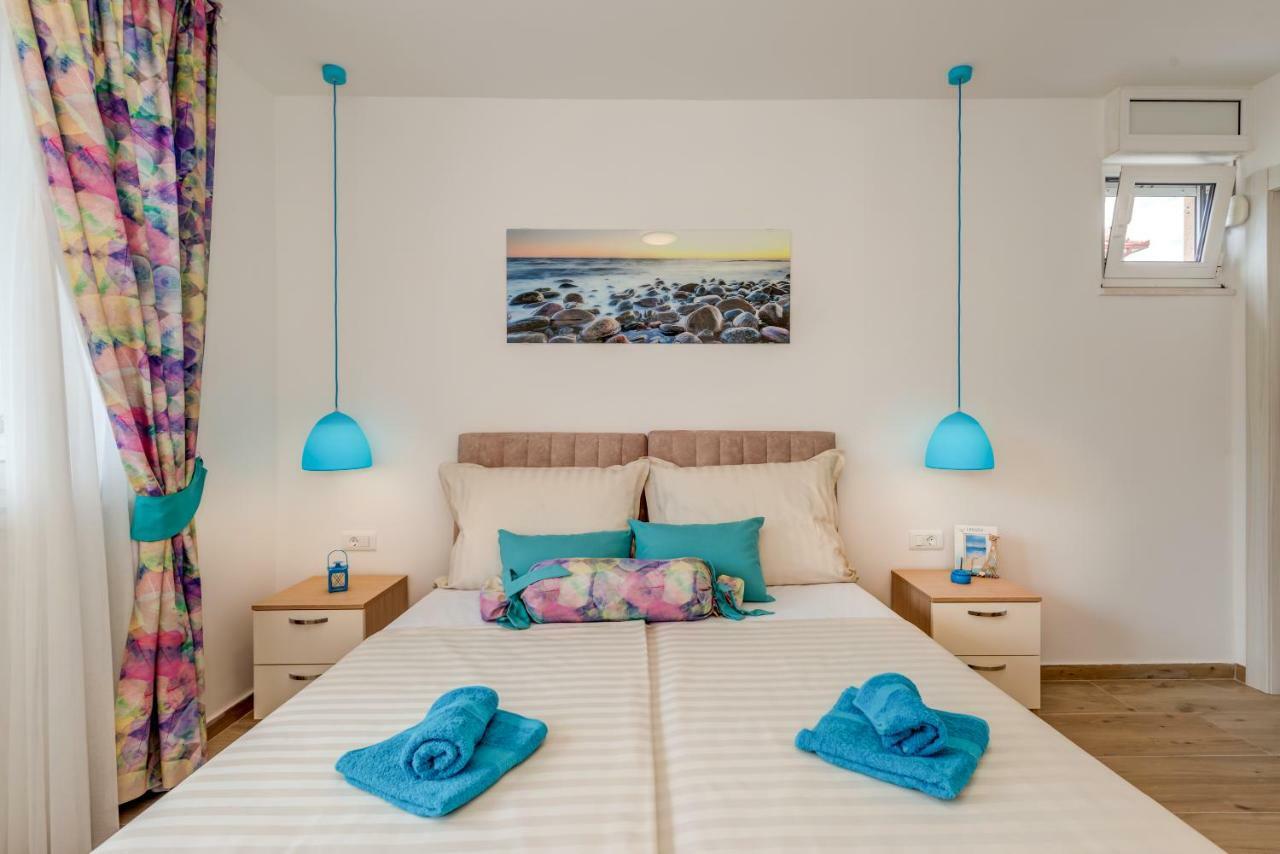 Coloured Guest house *