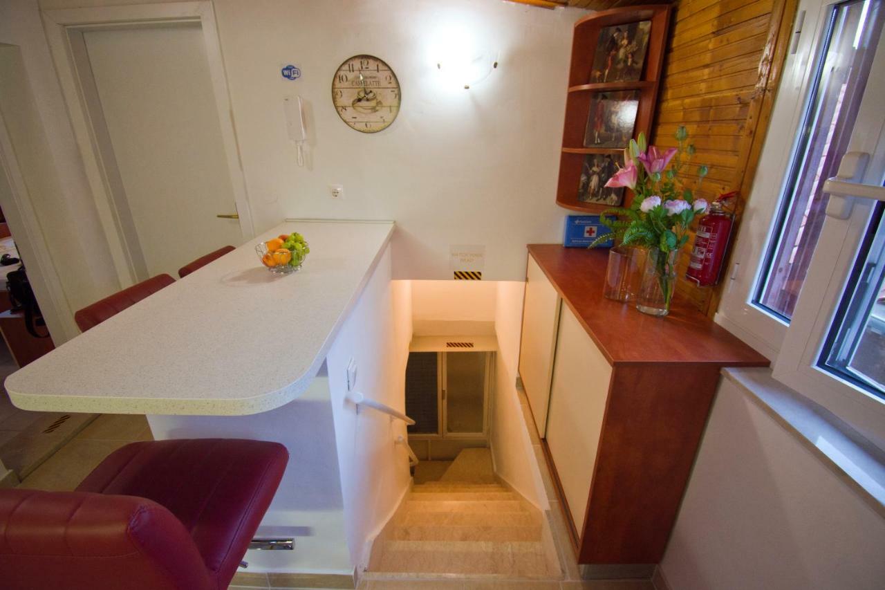 3m Peristil Apartment Split