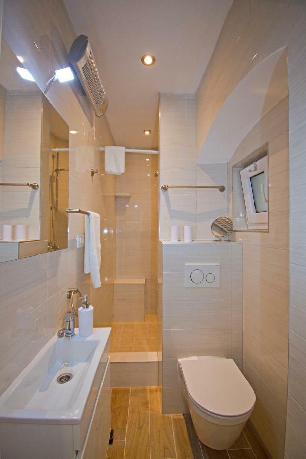 3m Peristil Apartment Split