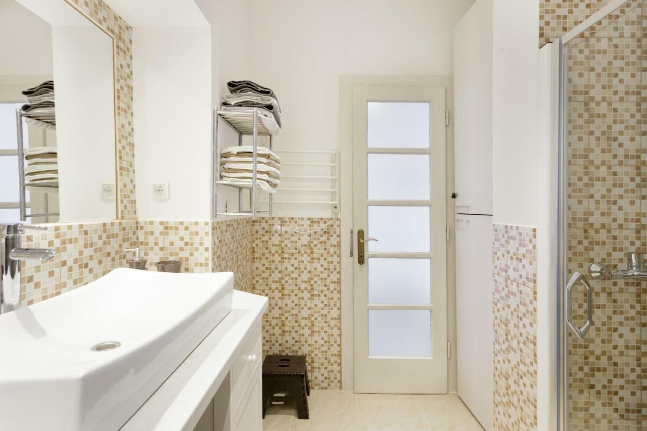 On The Coast-jere Apartment