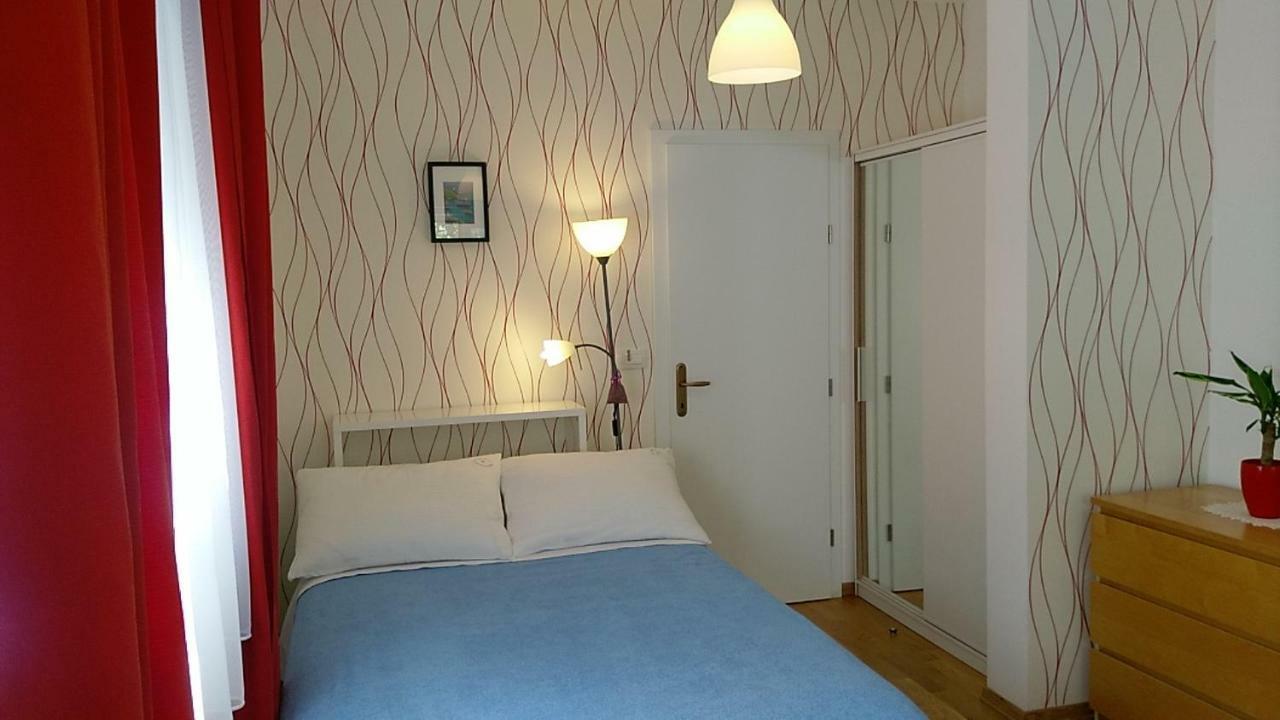 Topic Hill Apartment *