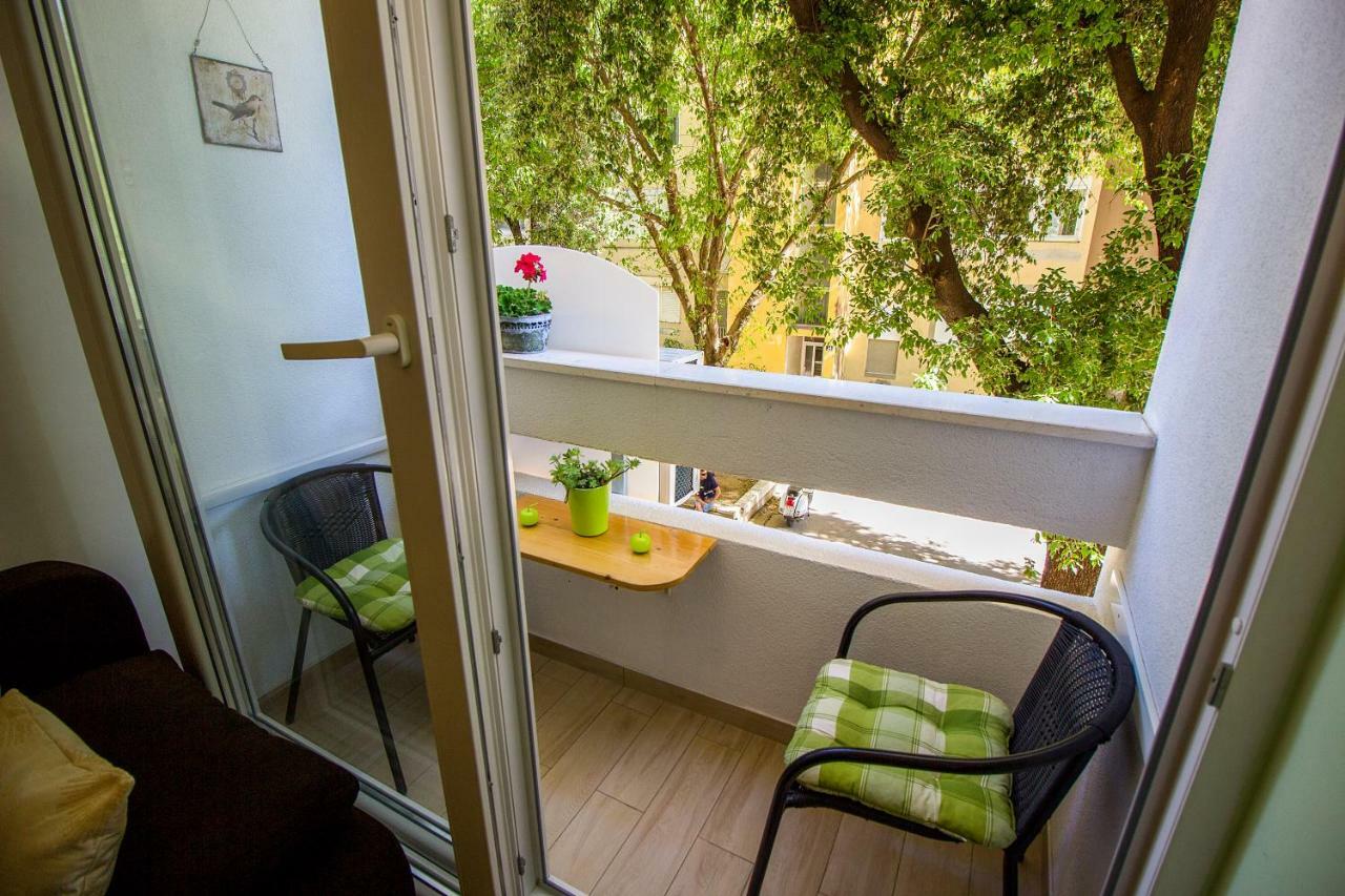 Charming Zora Apartment Split