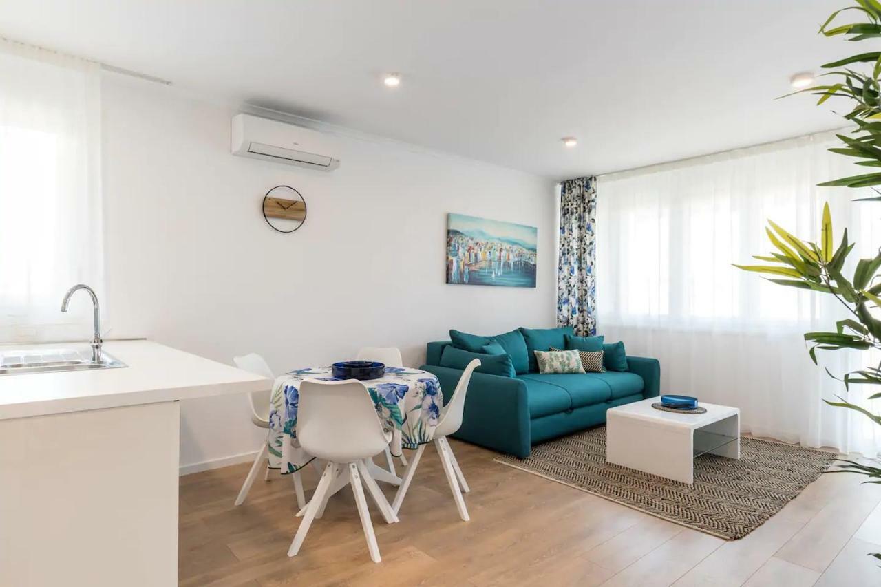 Relax & Recharge Sea View Apartment