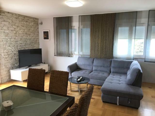 Zenta Apartamento