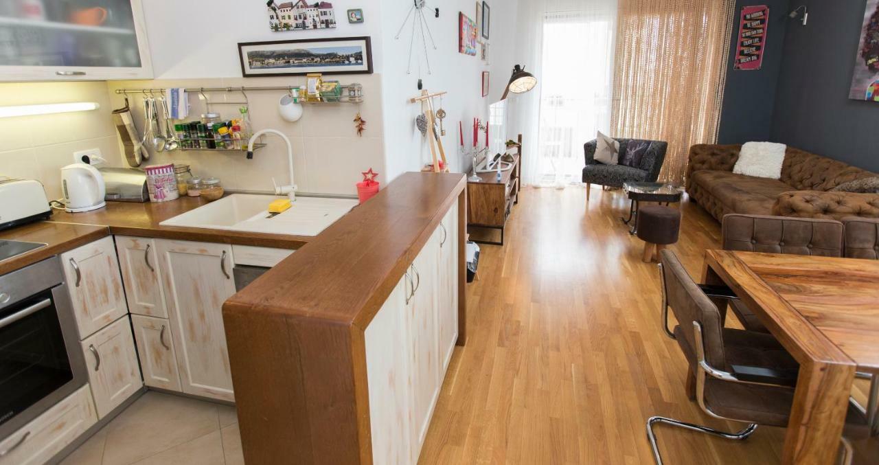 City Beach Apartment Apartment