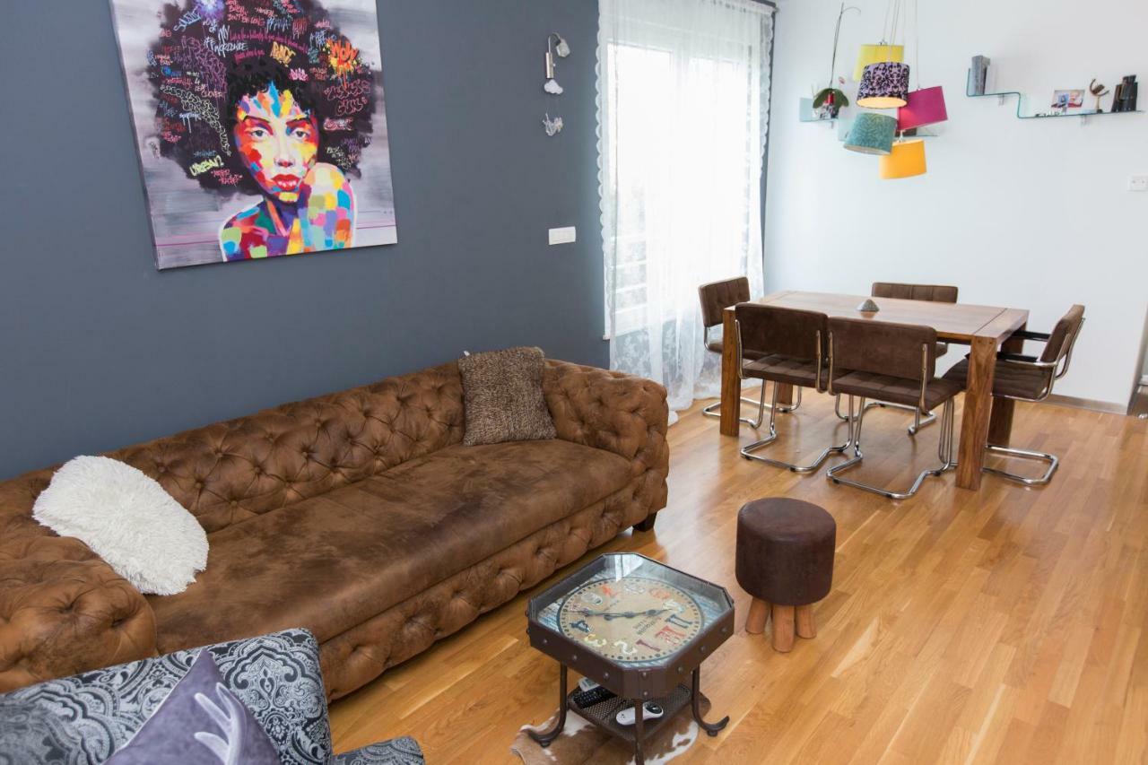 City Beach Apartment Apartment Split