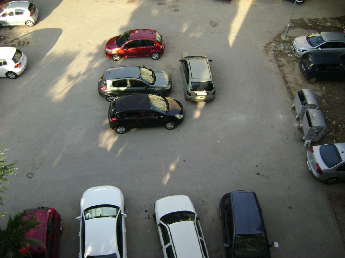 Apartment Park *