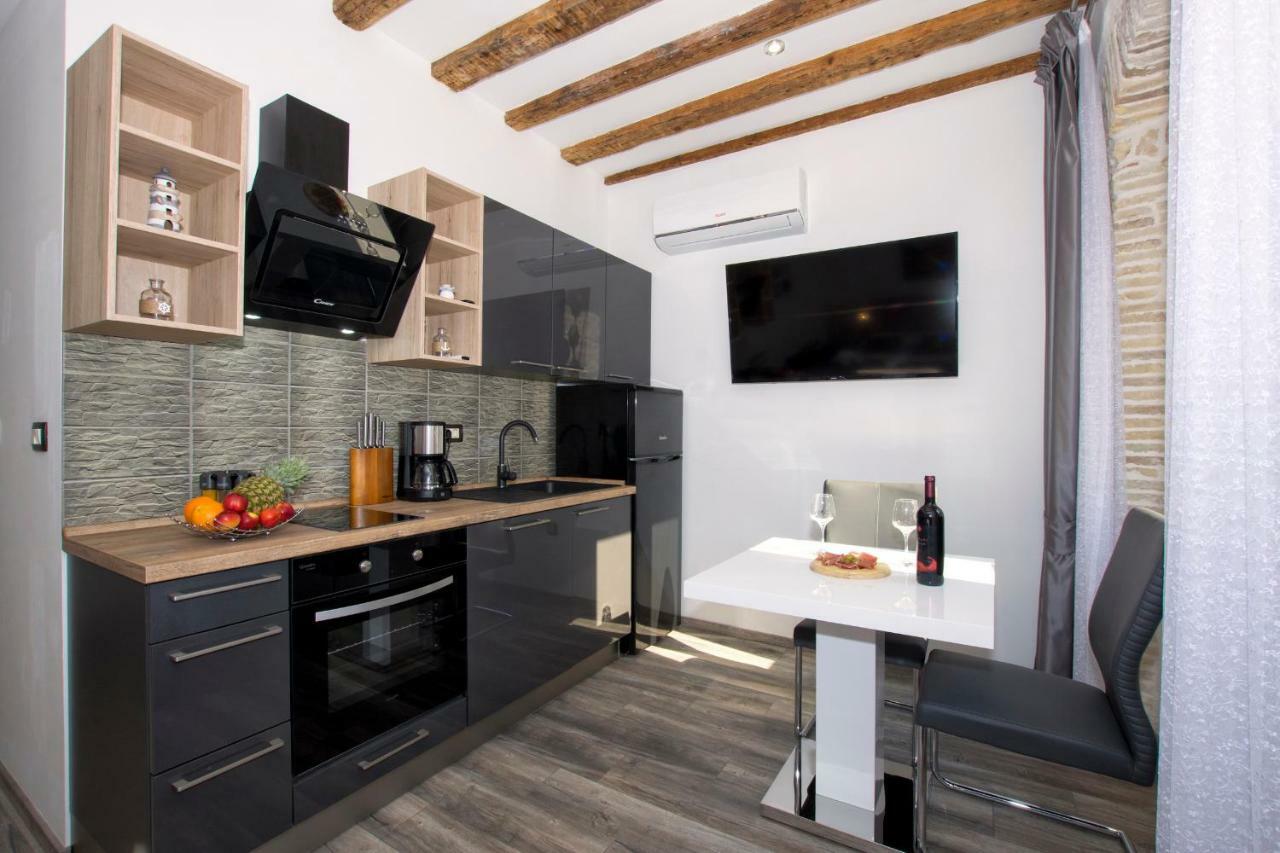 Apartment L&a