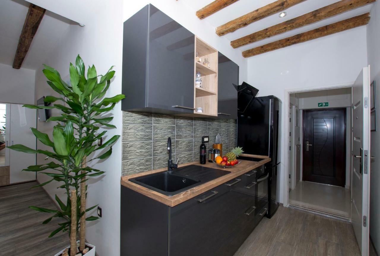 L&a Apartment *