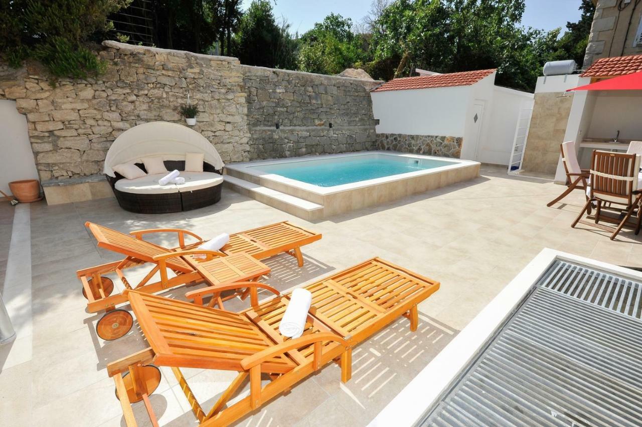 Private Oasis-villa Sandina Apartment *