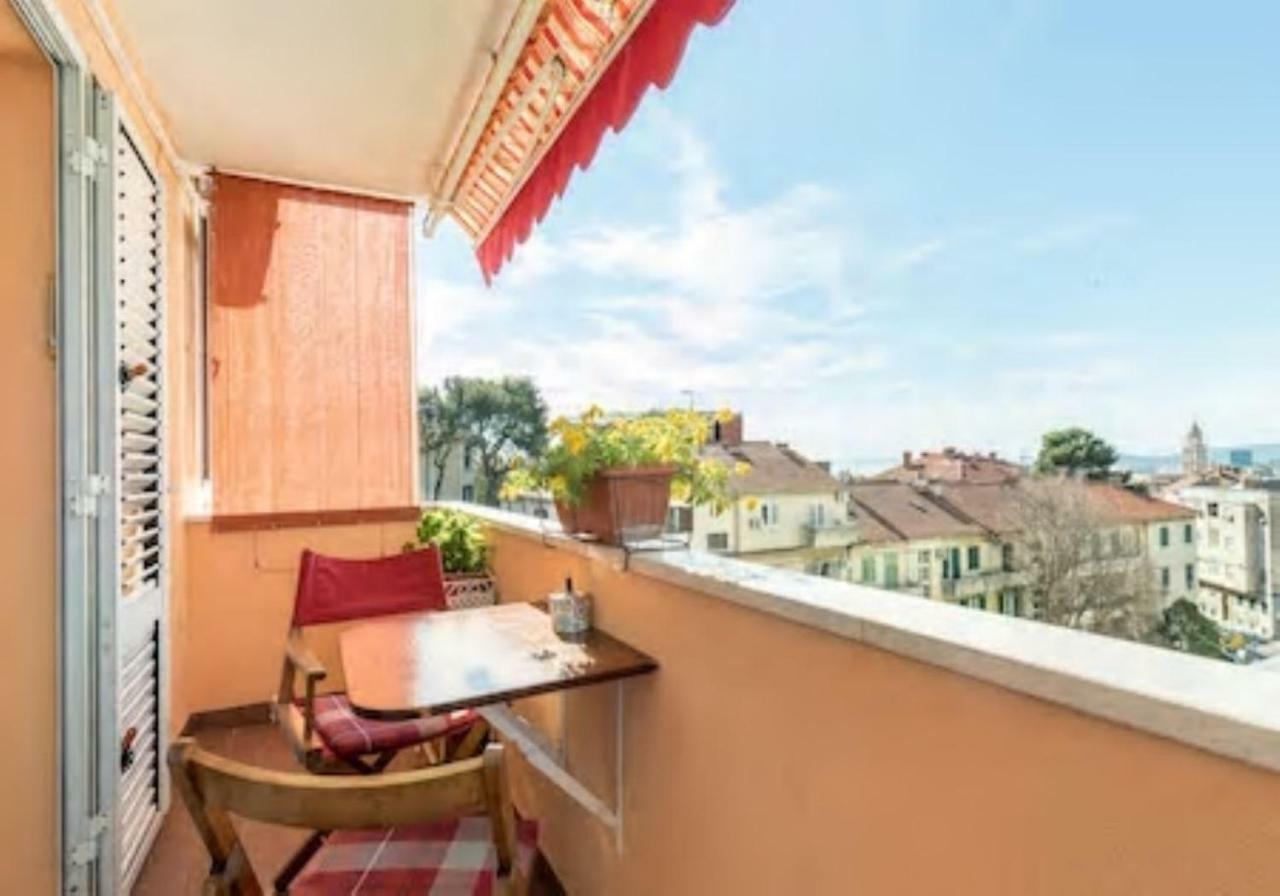 Oko Apartment