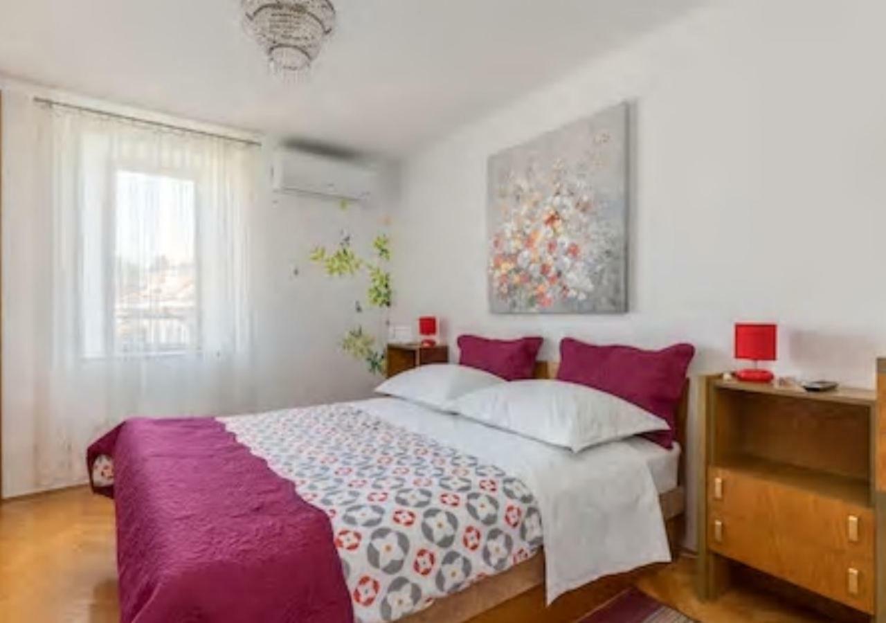 Oko Apartment