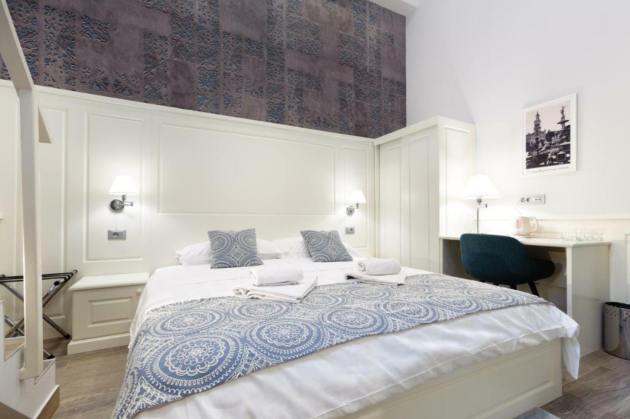 Roko Luxury 2
