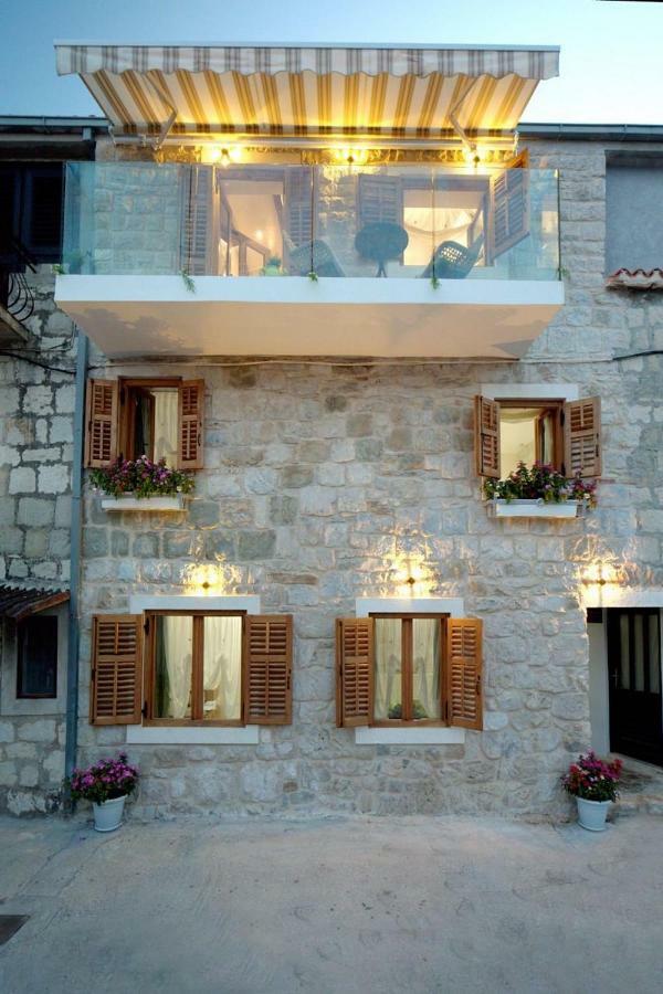 Luxury View Marjan Guest house
