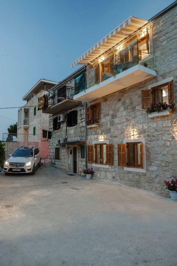Guest house Luxury View Marjan 4*