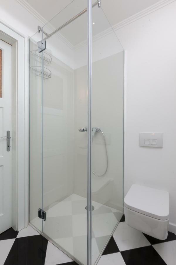Db Interiors Apartman