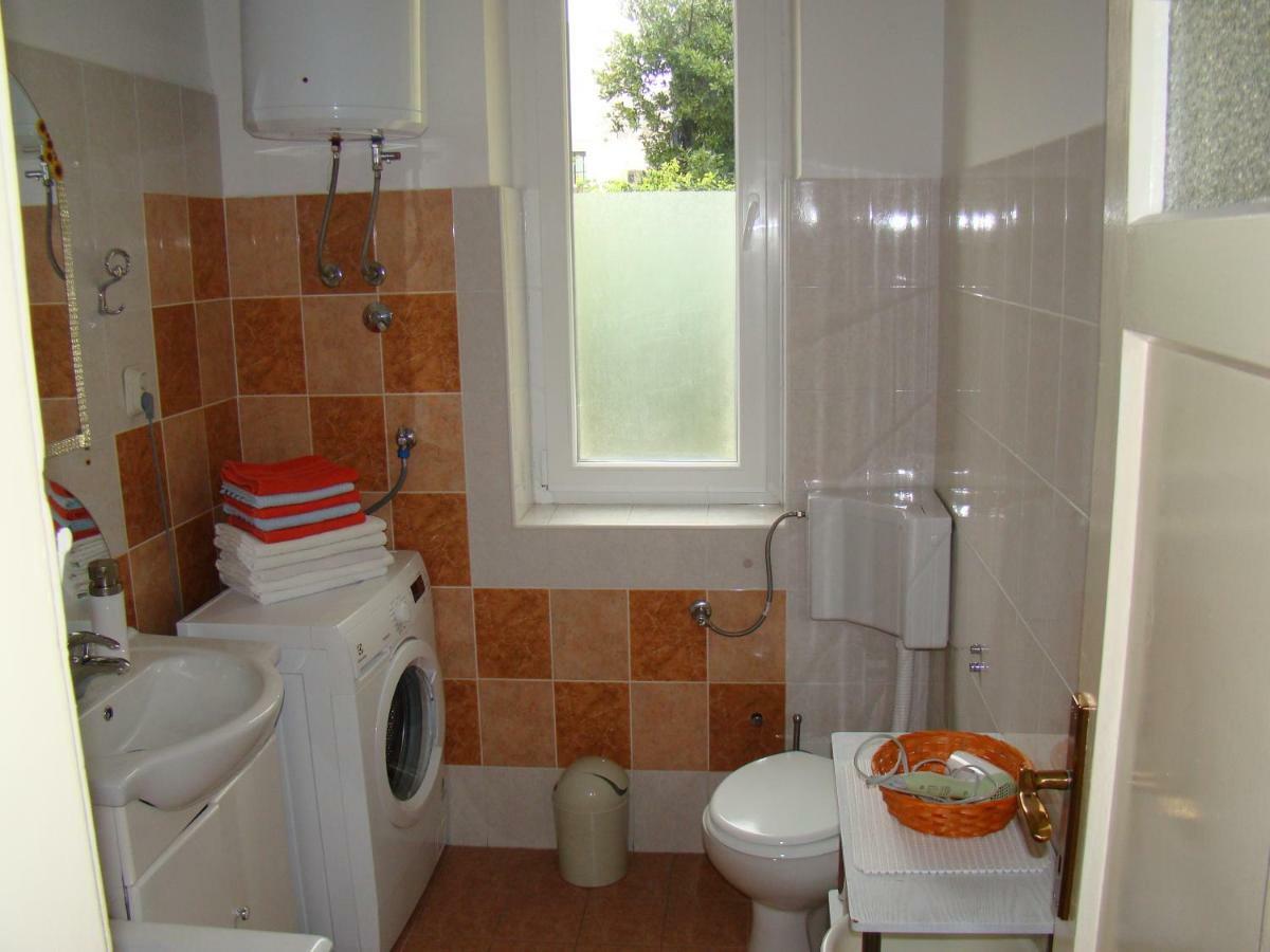 Apartment Adriana *