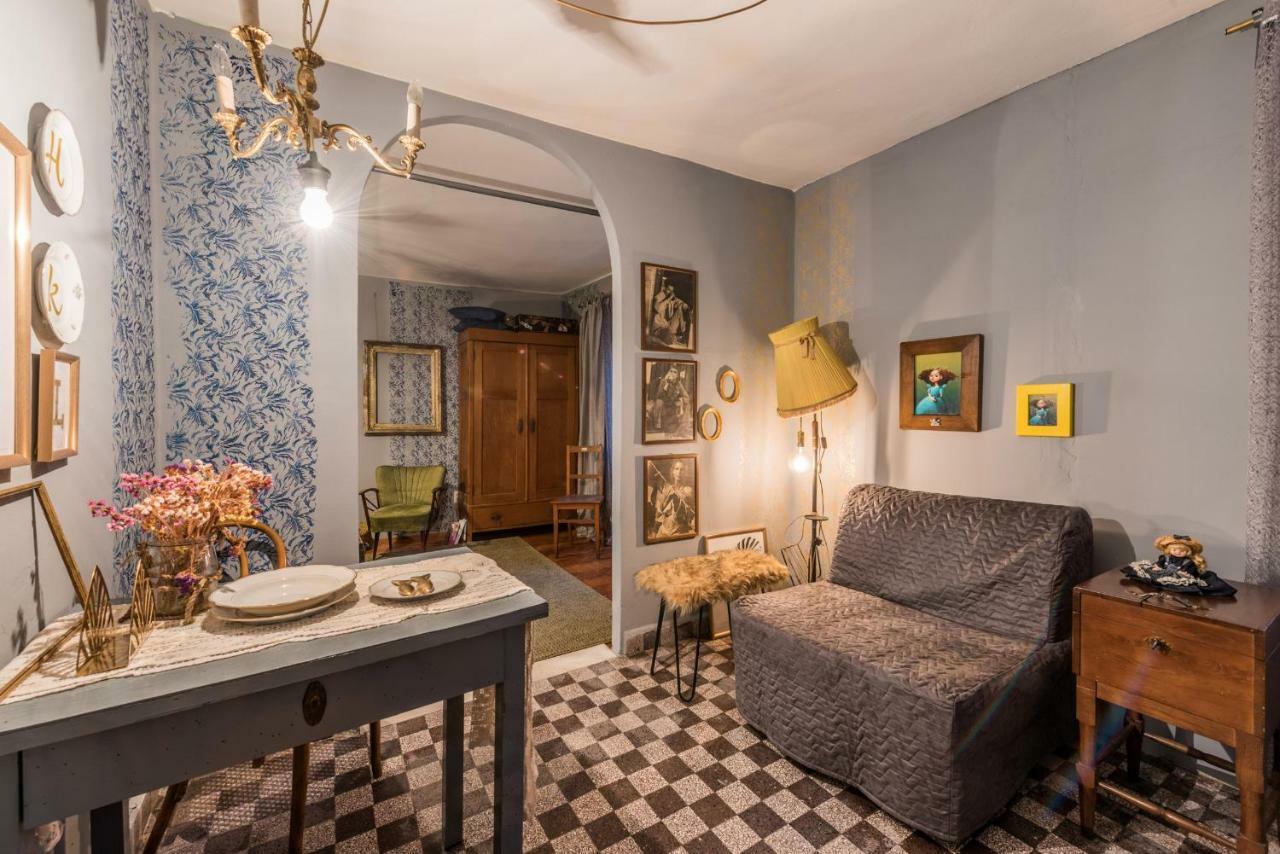 Apartment Livo Disno 12 *