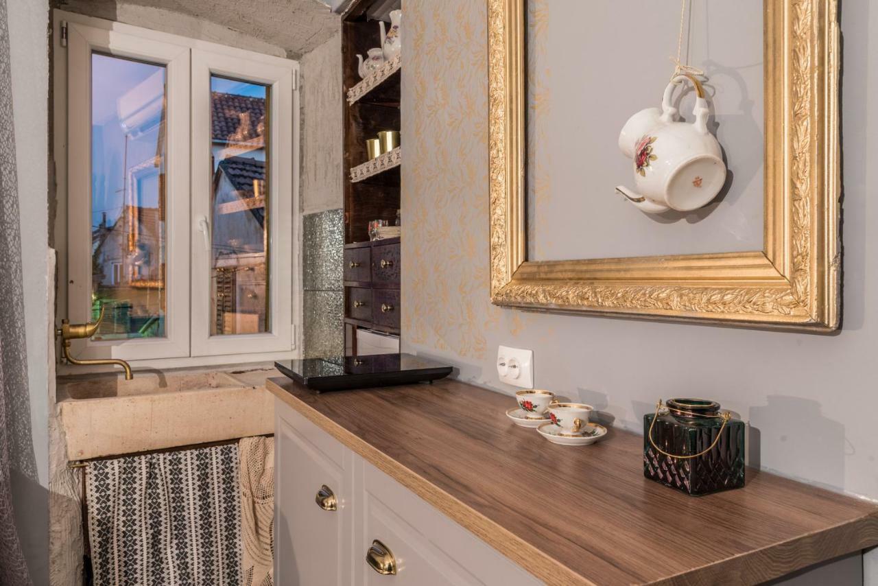 Apartment Livo Disno 12 *