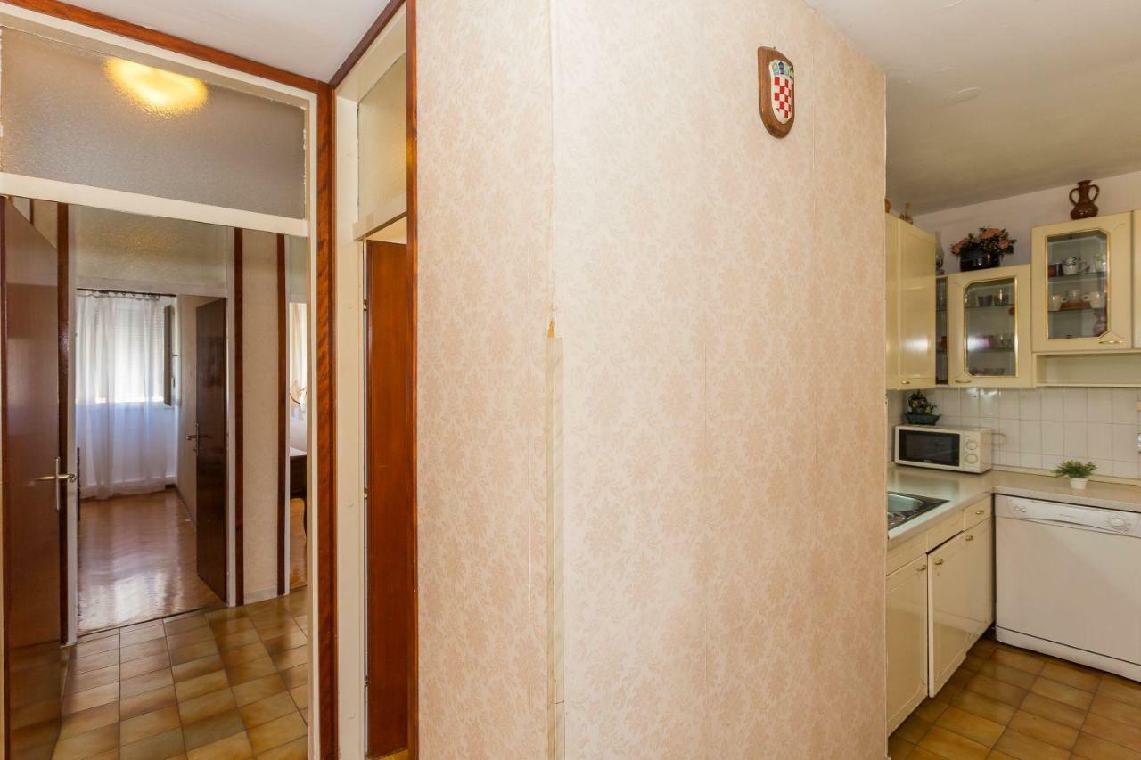 Apartment Apartman Melvan *