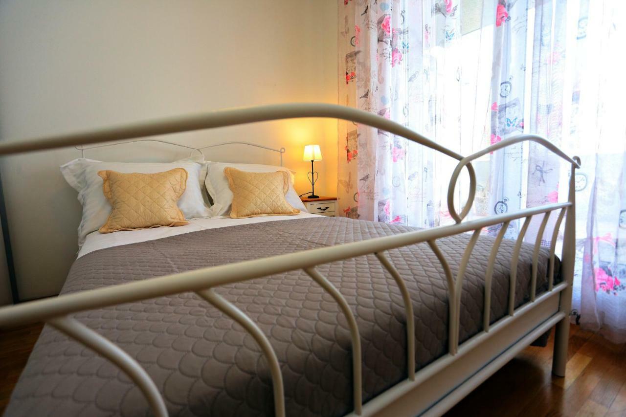 Lucita Apartment *