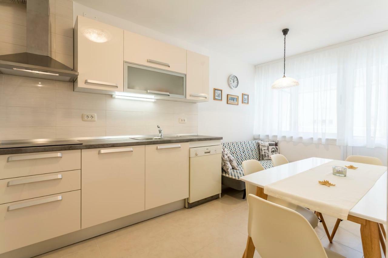 Modern Near The Beach And Center Of Split