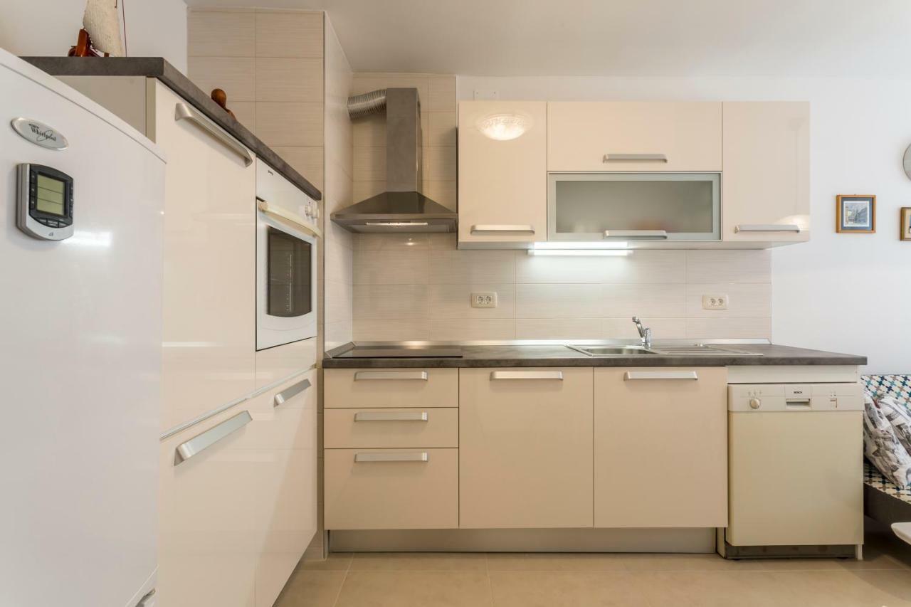 Apartment Modern Near The Beach And Center Of *