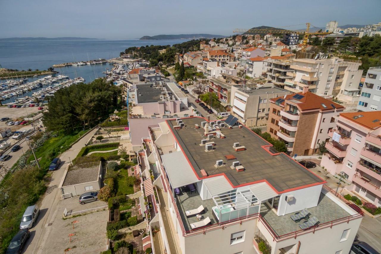Seaside Penthouse With Hot Tub Sky Living Apartamento Split