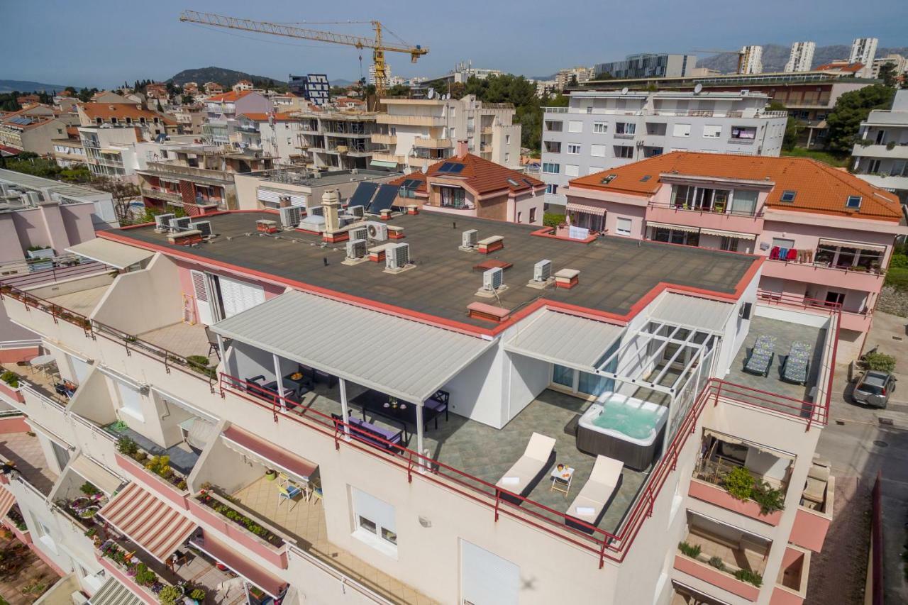 Seaside Penthouse With Hot Tub Sky Living *