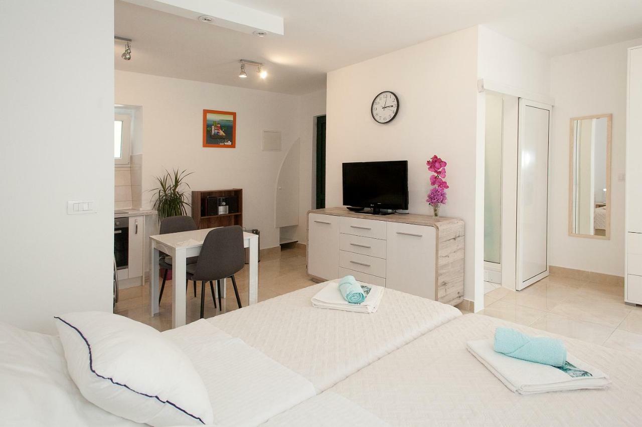 Apartment King's Garden *